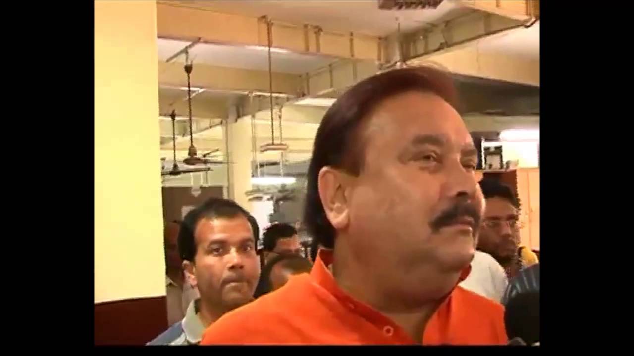 মদন মিত্র  কে দেখা যাবে  বড় পর্দায়